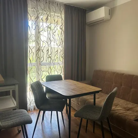 Marea Garden One Bedroom Apartmán *